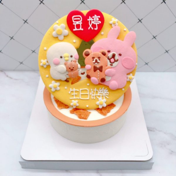 卡娜赫拉粉紅兔兔造型蛋糕，P助抱熊生日蛋糕作品分享